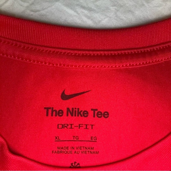 Nike Dri-FIT Red Tee with White Logo - Picture 3 of 3